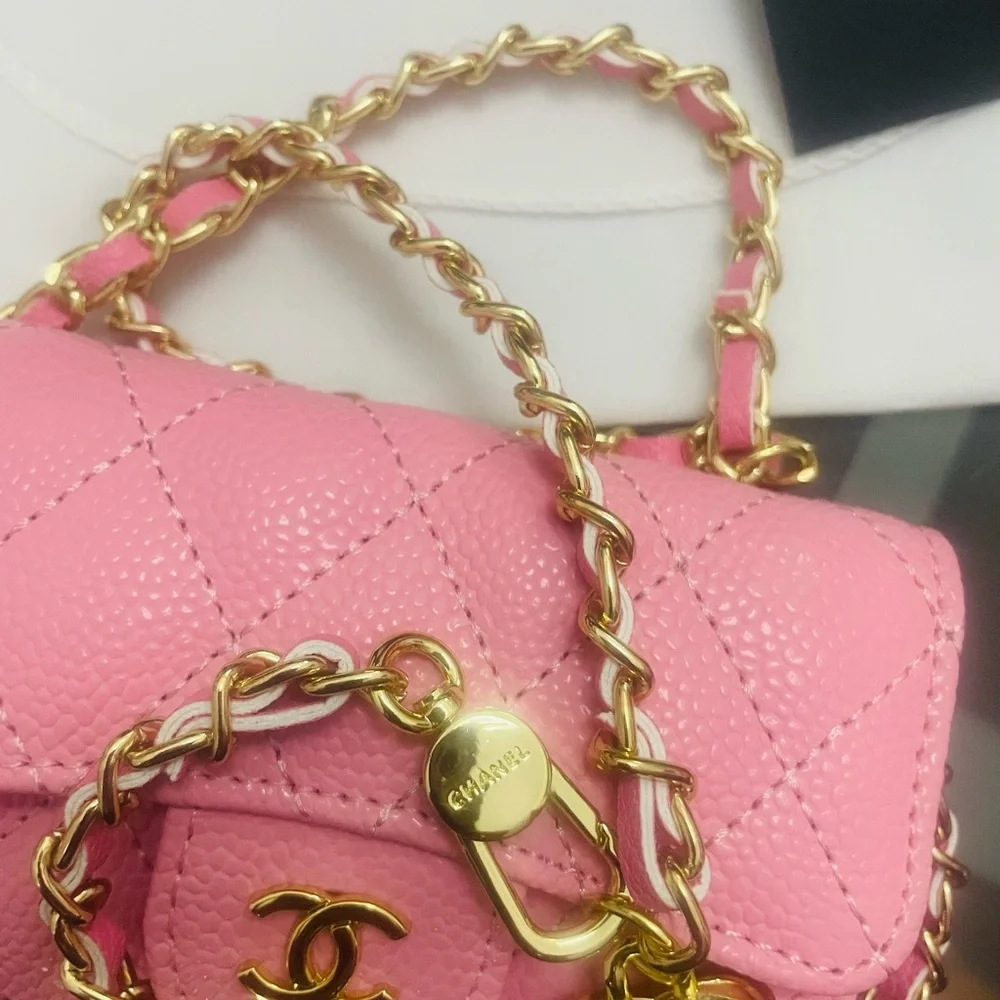 💕💝😍Chanel light Pink Quilted Mini Bag Wallet on chain - Picture 7 of 15